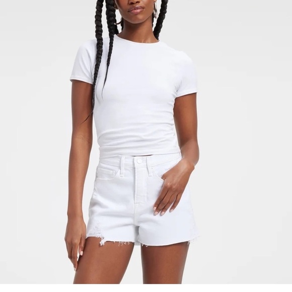 NWOT Good American good 90s short. Zipper fly. Size 18. - Picture 1 of 9